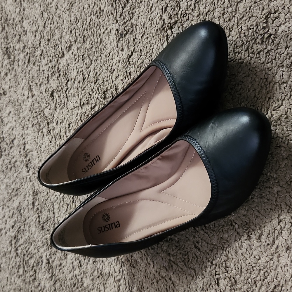 Susina Black Leather 2" Platform